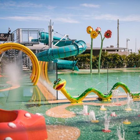 Trevi Family Resort Cattolica Exterior foto